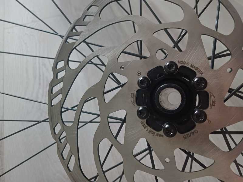 Колесо в сборе 15×110/15×100