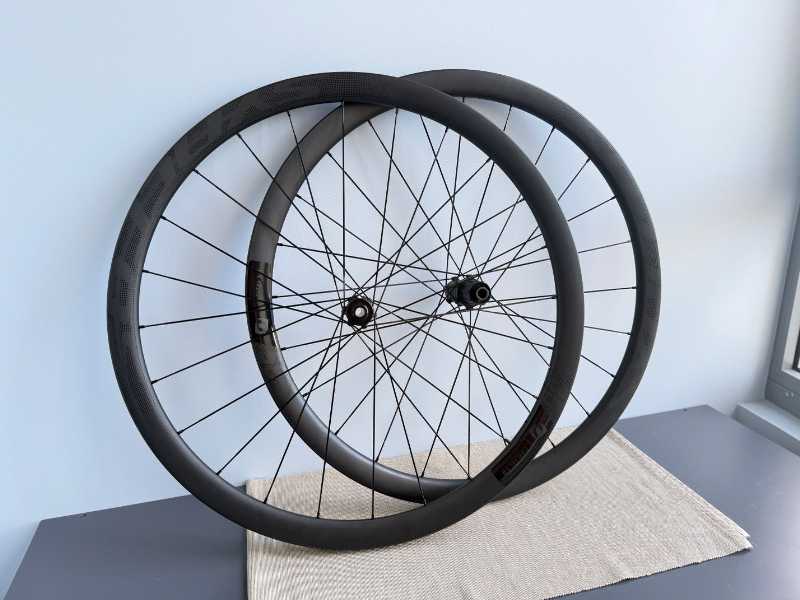 Карбоновые колеса Syncros Capital 1.0 35mm