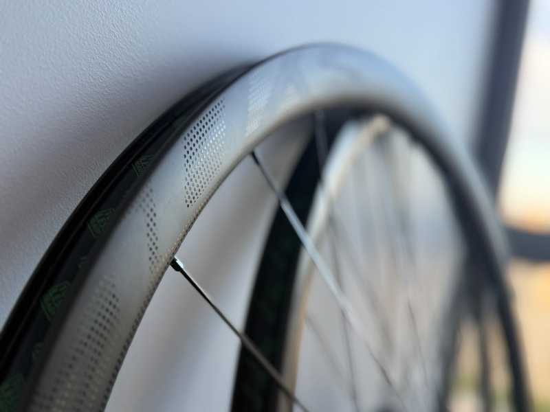 Карбоновые колеса Syncros Capital 1.0 35mm
