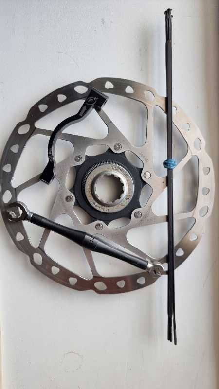 Mavic crosstrail ust 26