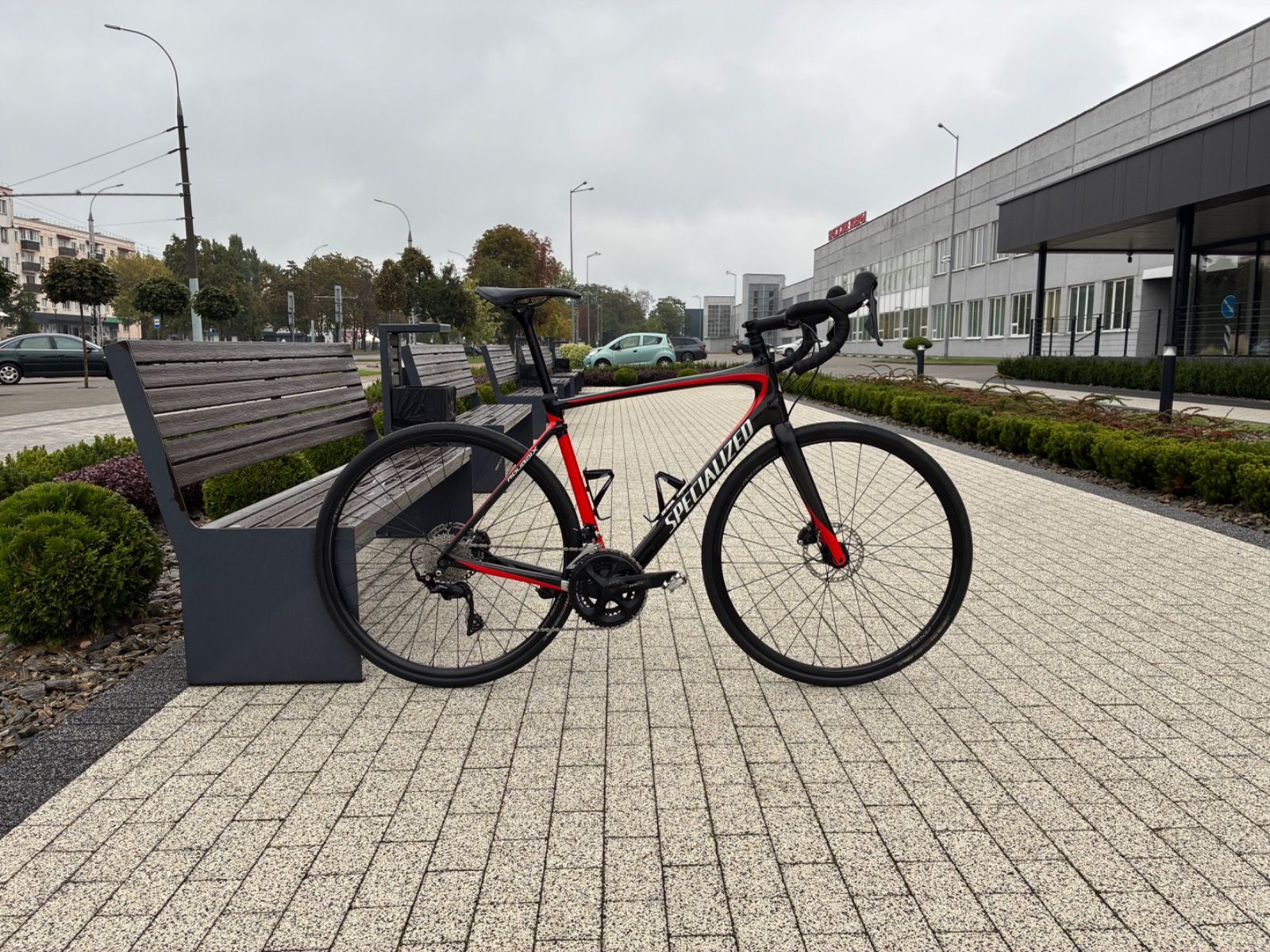 Specialized Roubaix карбон