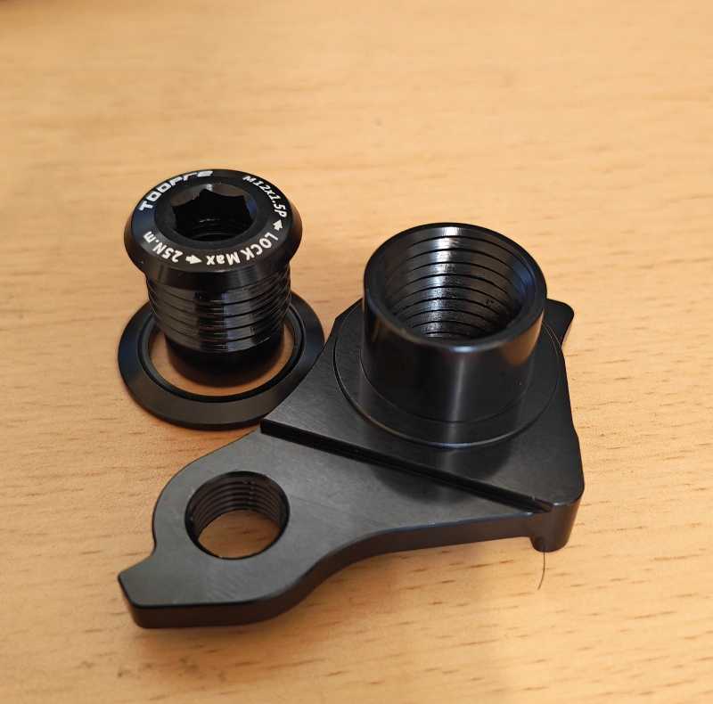 Sram UDH