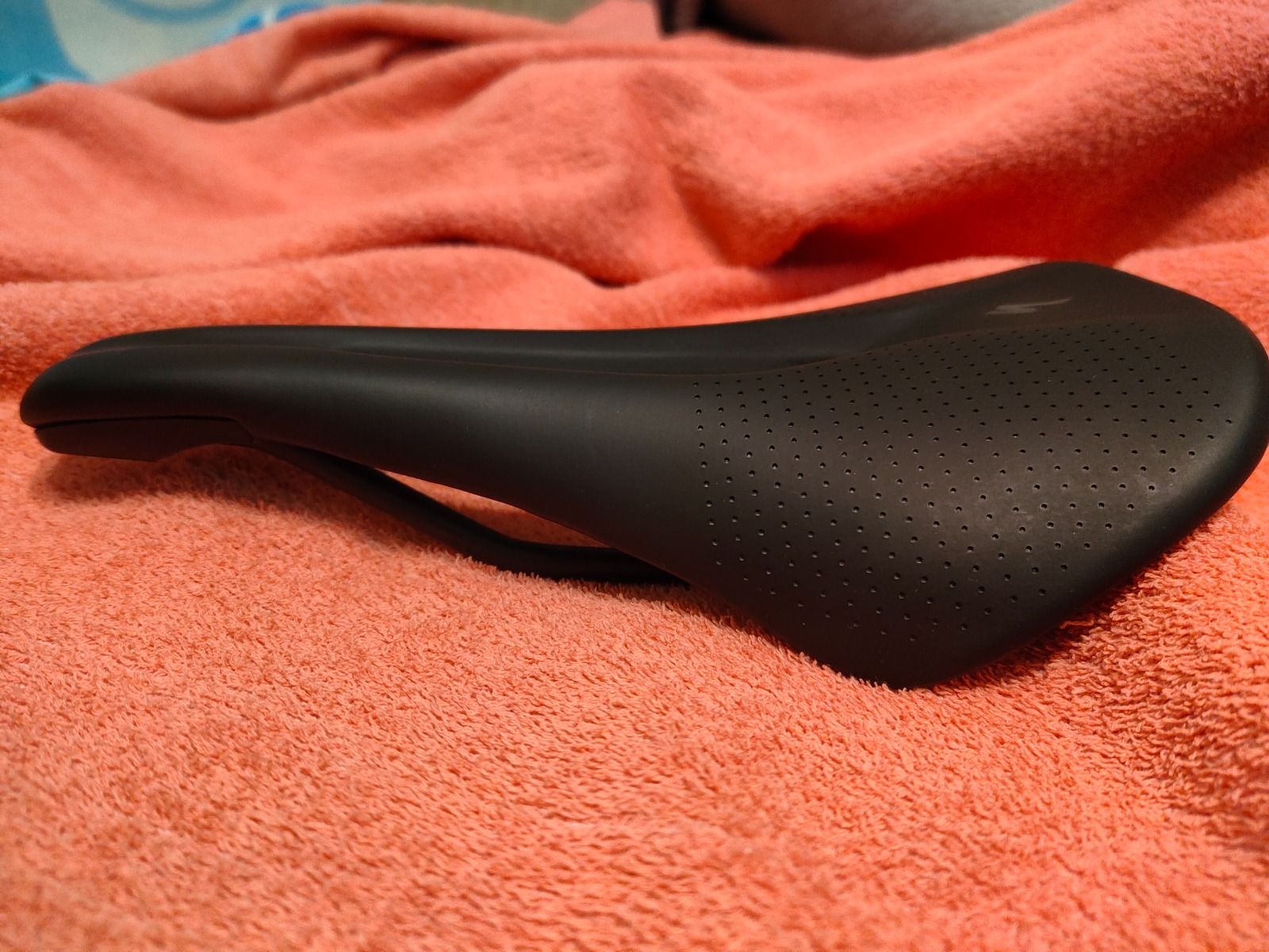 Седло specialized power arc expert 143