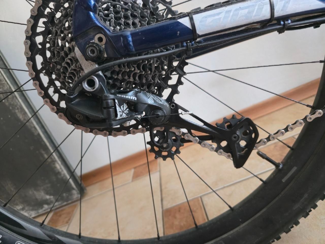 Задний переключатель (12 передач)