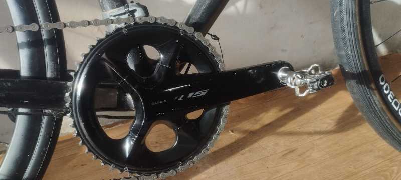 Шатуны shimano 105 R7100 175мм