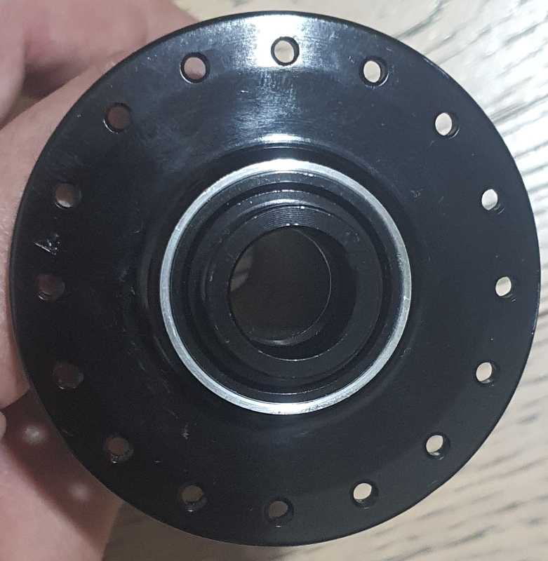 Втулка Novatec (D041SB-15) Втулка передняя для MTB. Новая