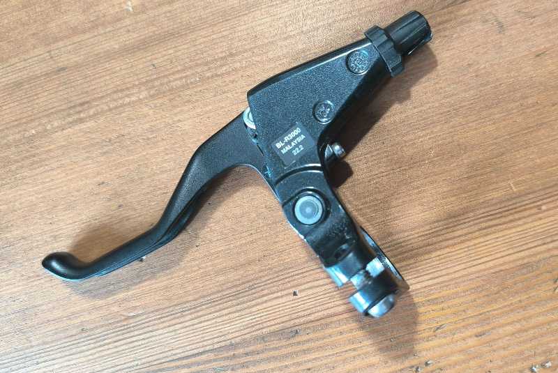Тормозная ручка механика Shimano Sora BL-R3000 правая