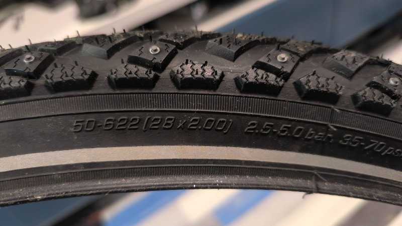 Покрышка зимняя шипованная Schwalbe Marathon Winter Plus 50мм