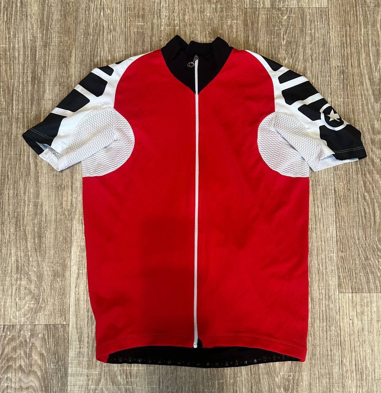 Джерси Assos Size — L
