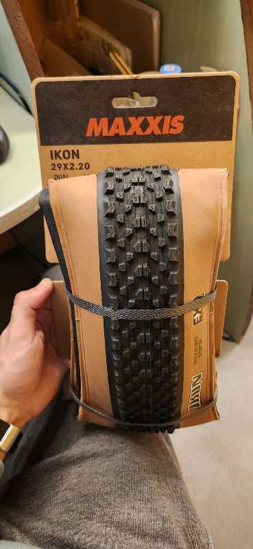 Покрышка Maxxis Ikon 29×2.20 EXO