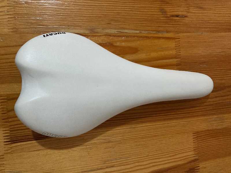 редкое оригинальное седло Selle Italia