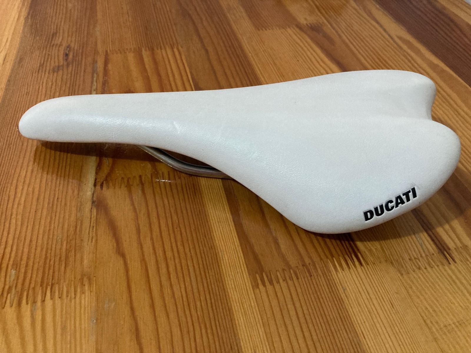 редкое оригинальное седло Selle Italia