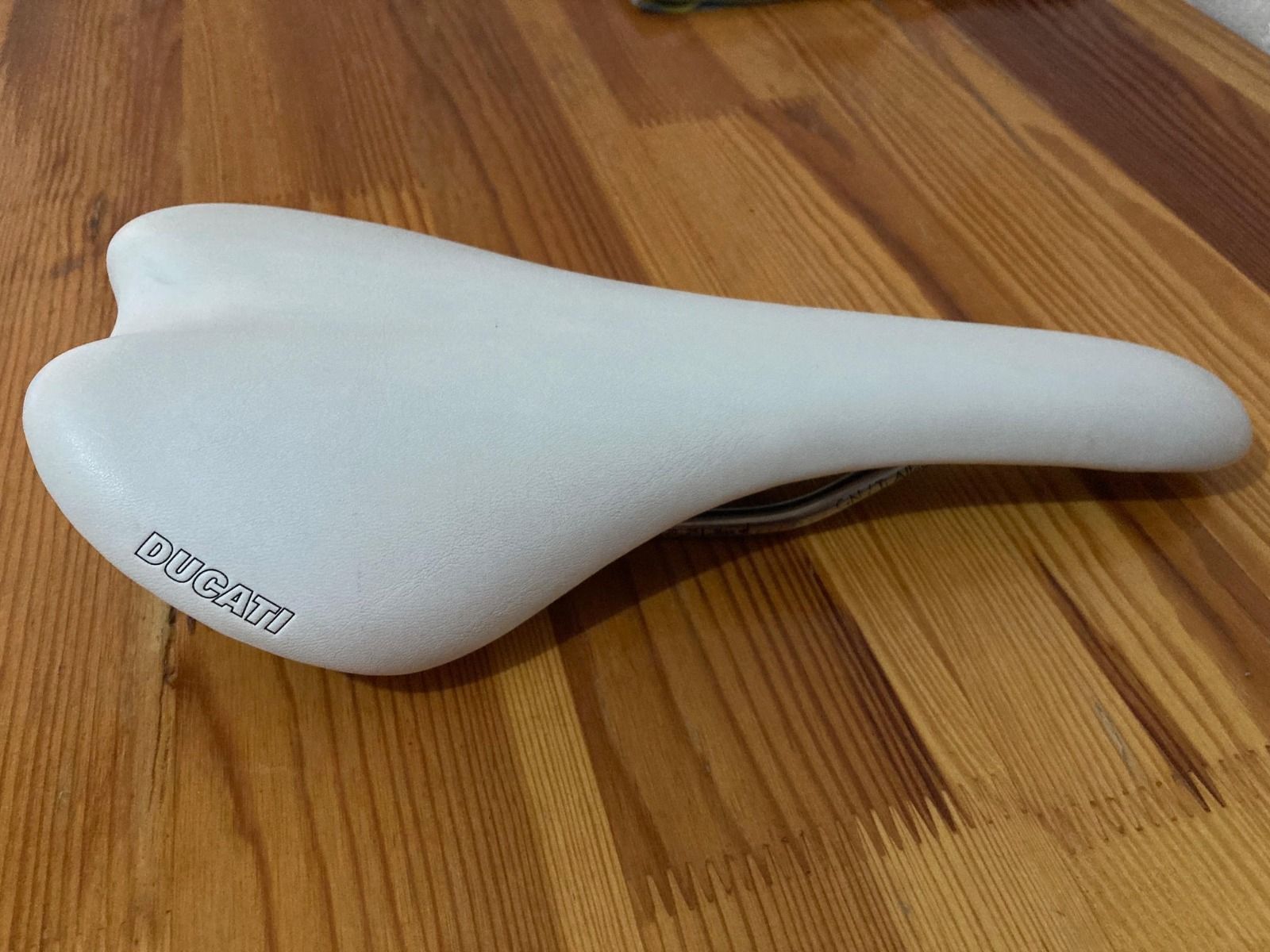 редкое оригинальное седло Selle Italia