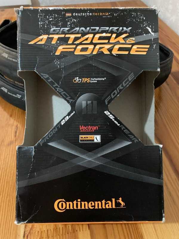 Комплект премиум шин Continental GP Attack / Force