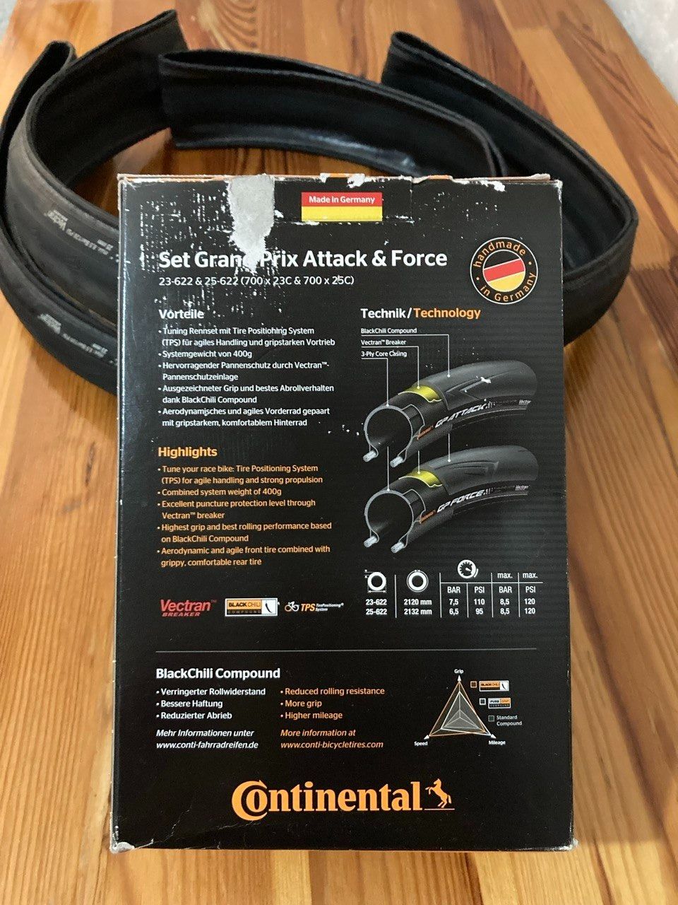 Комплект премиум шин Continental GP Attack / Force