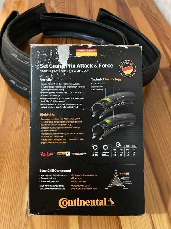 Комплект премиум шин Continental GP Attack / Force