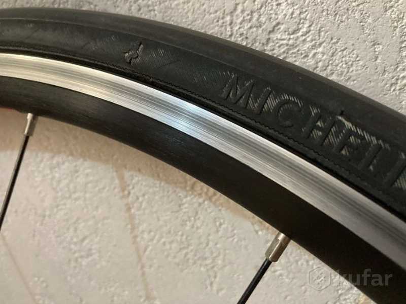 колеса для шоссейного велосипеда Bontrager Race.