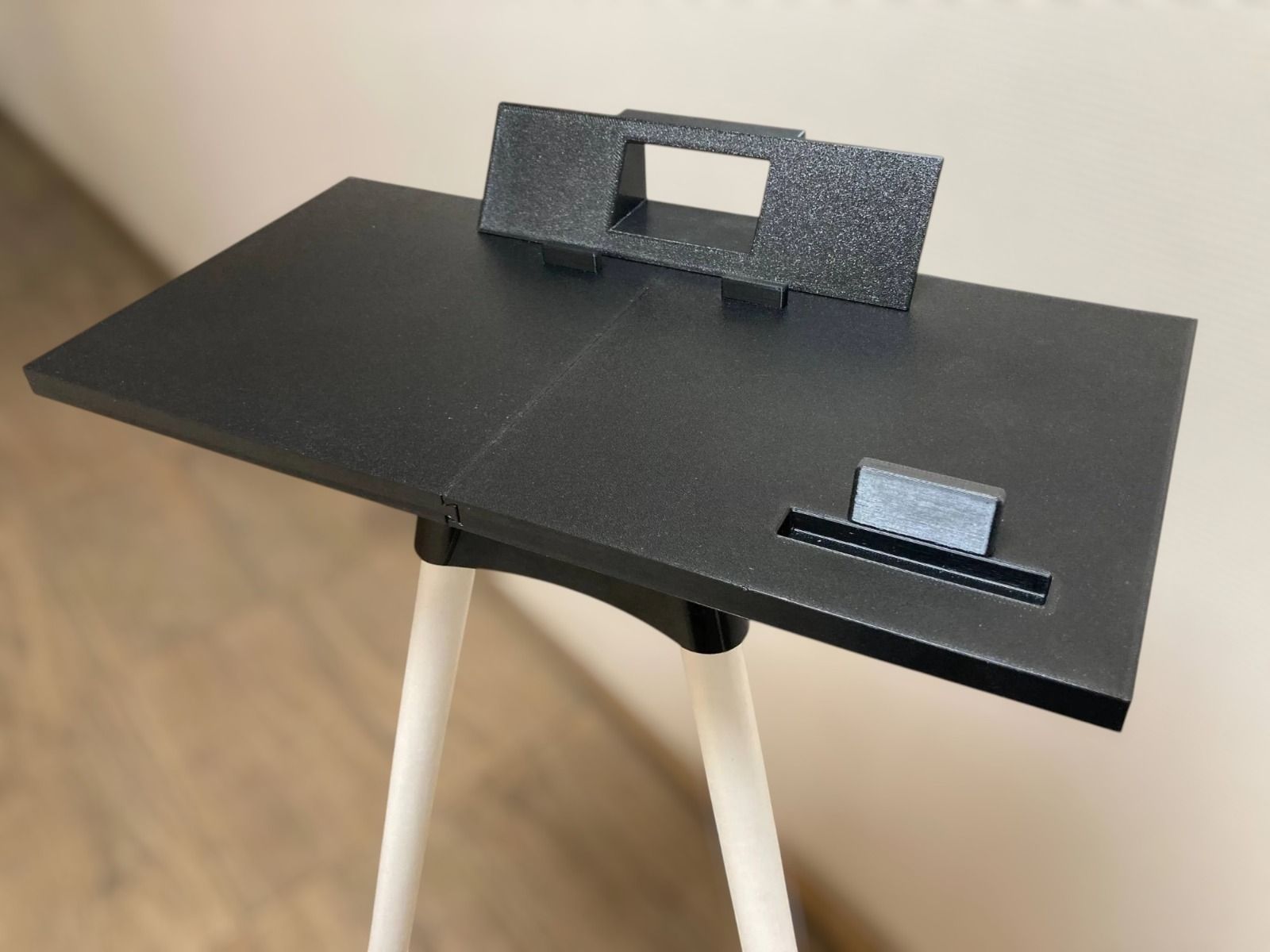Столик для велостанка / тренировок