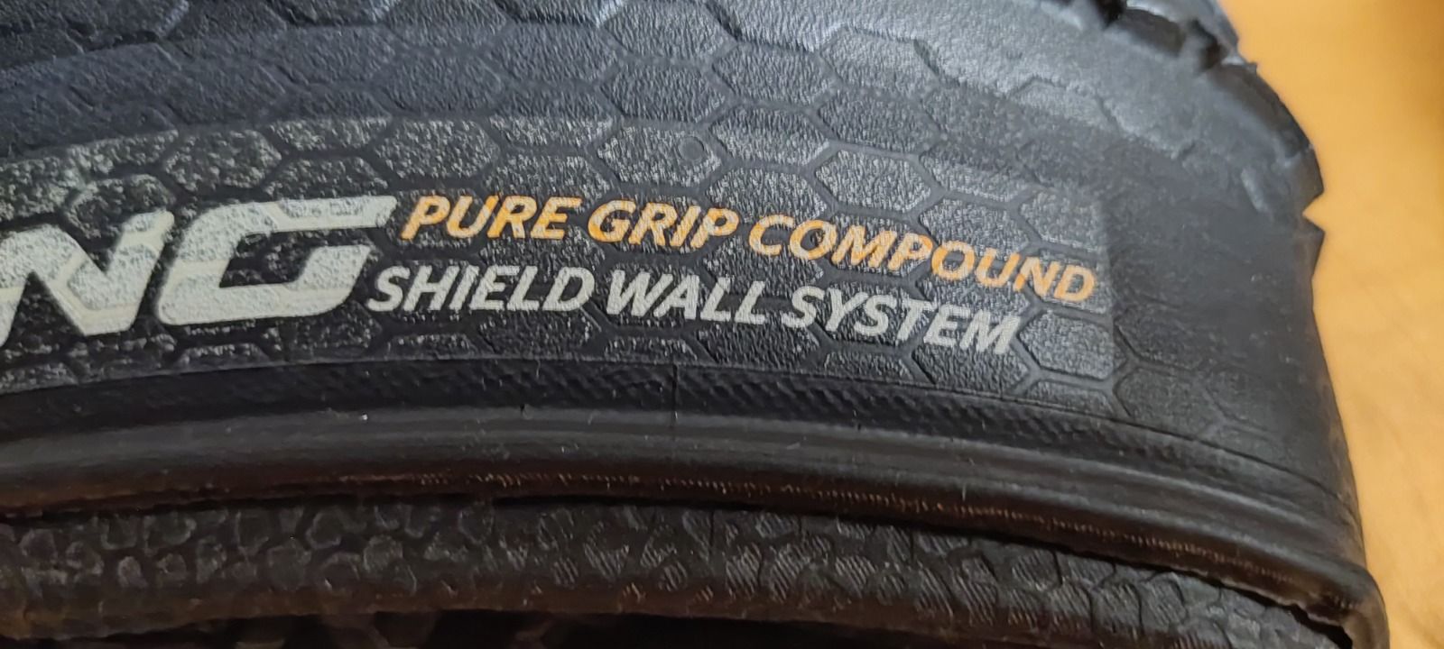 Пара резины Continental Race King ShieldWall PureGrip (29x2.20)