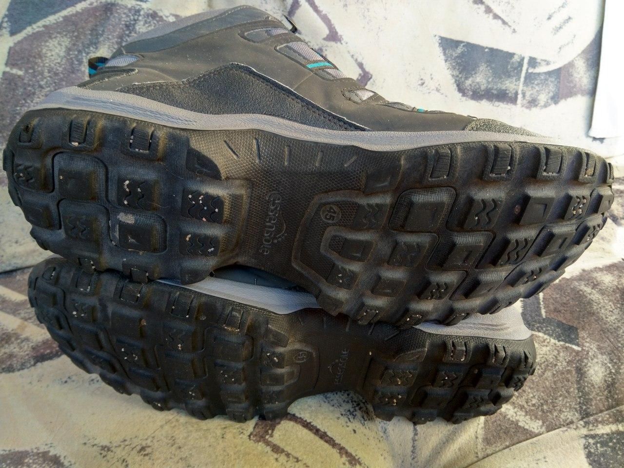 Туристические ботинки Quechua р-р 45