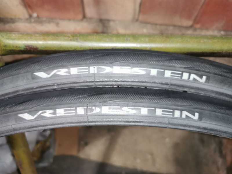 Покрышки 28 слики Continental SCHWALBE VREDESTEIN 23-32 мм