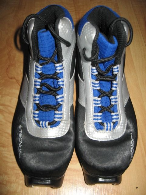 Ботинки детские для беговых лыж Tecno Pro 33 размер. Новые