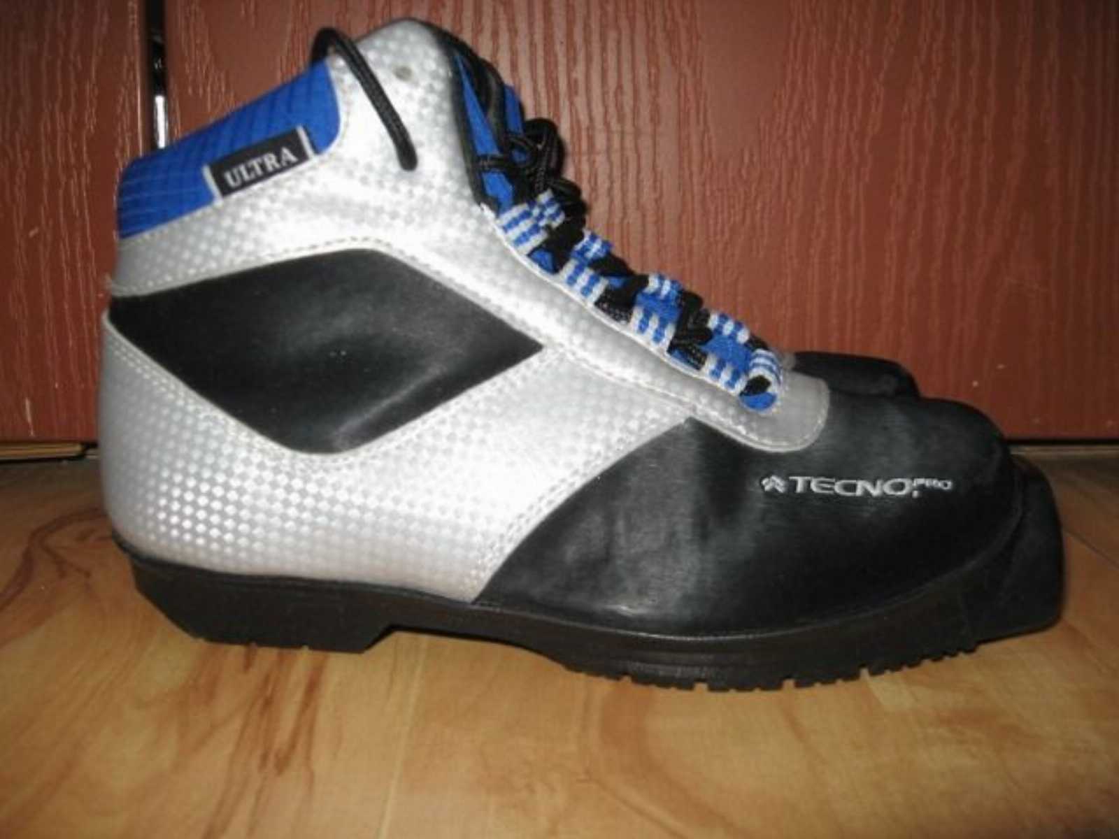 Ботинки детские для беговых лыж Tecno Pro 33 размер. Новые