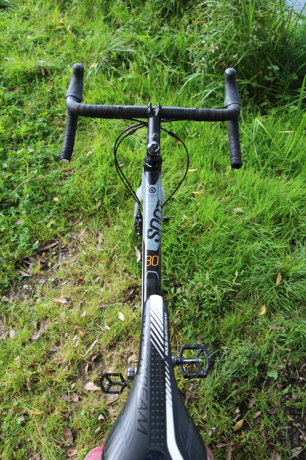Велосипед Kellys Soot 30 гревел / gravel