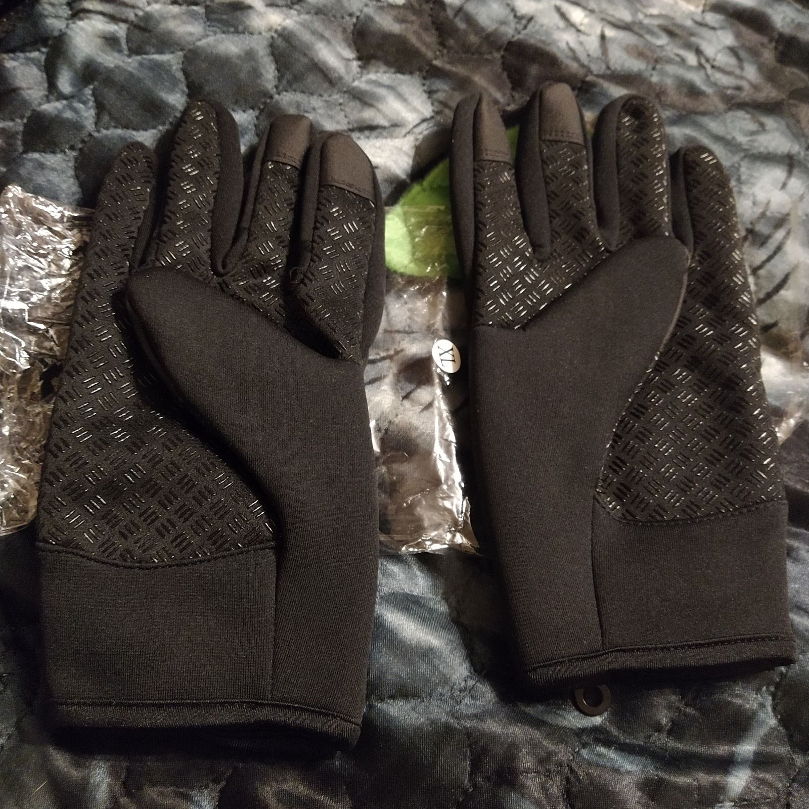 Неопреновые перчатки размеры S M  L Xl