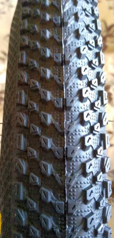 Maxxis PACE 27x1.95