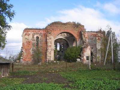 Церковь Троицкая (руины)