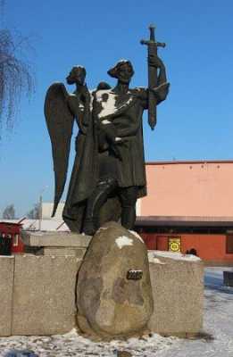 Памятник основателю города Борису Всеславичу