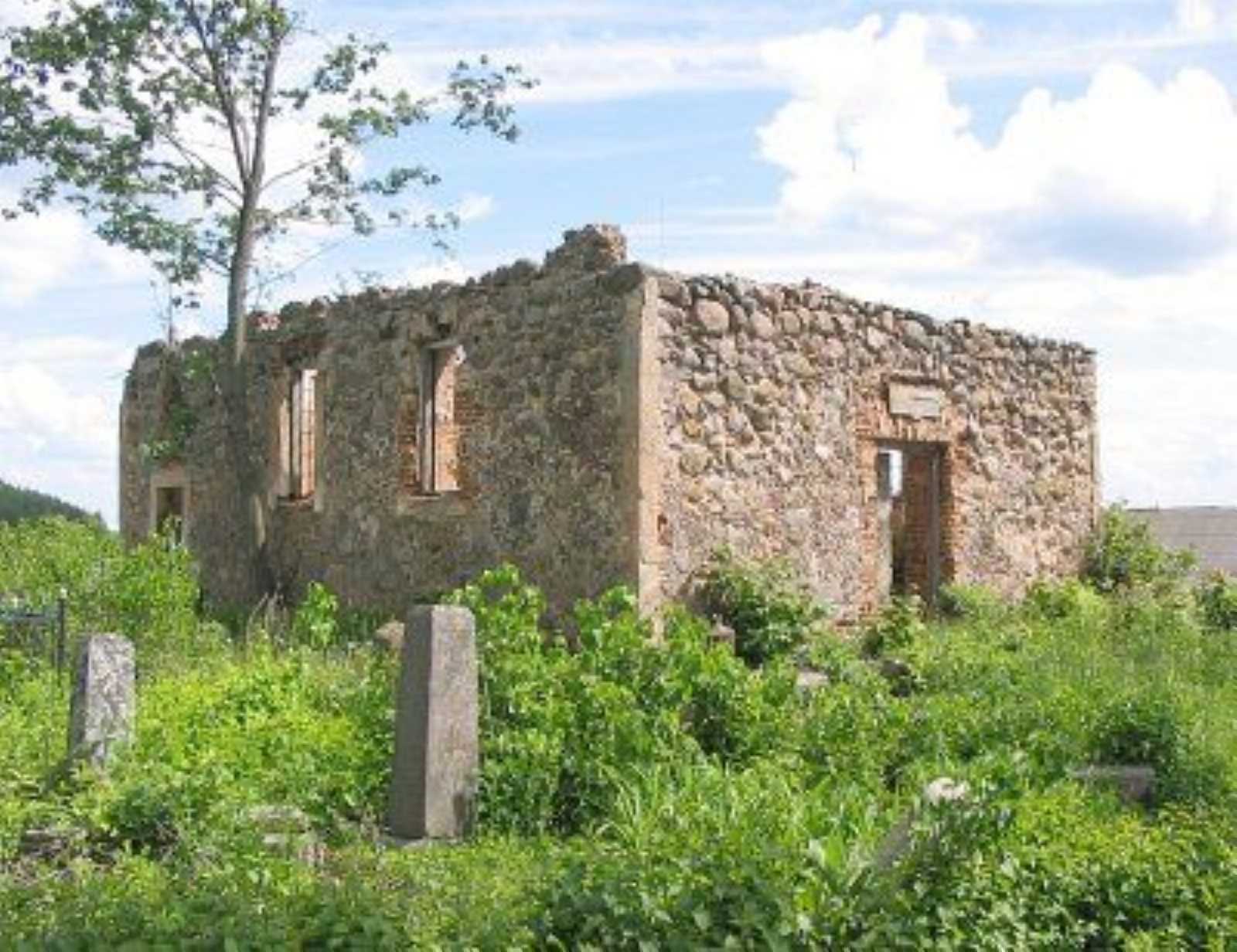 Церковь Крестовоздвиженская (руины)