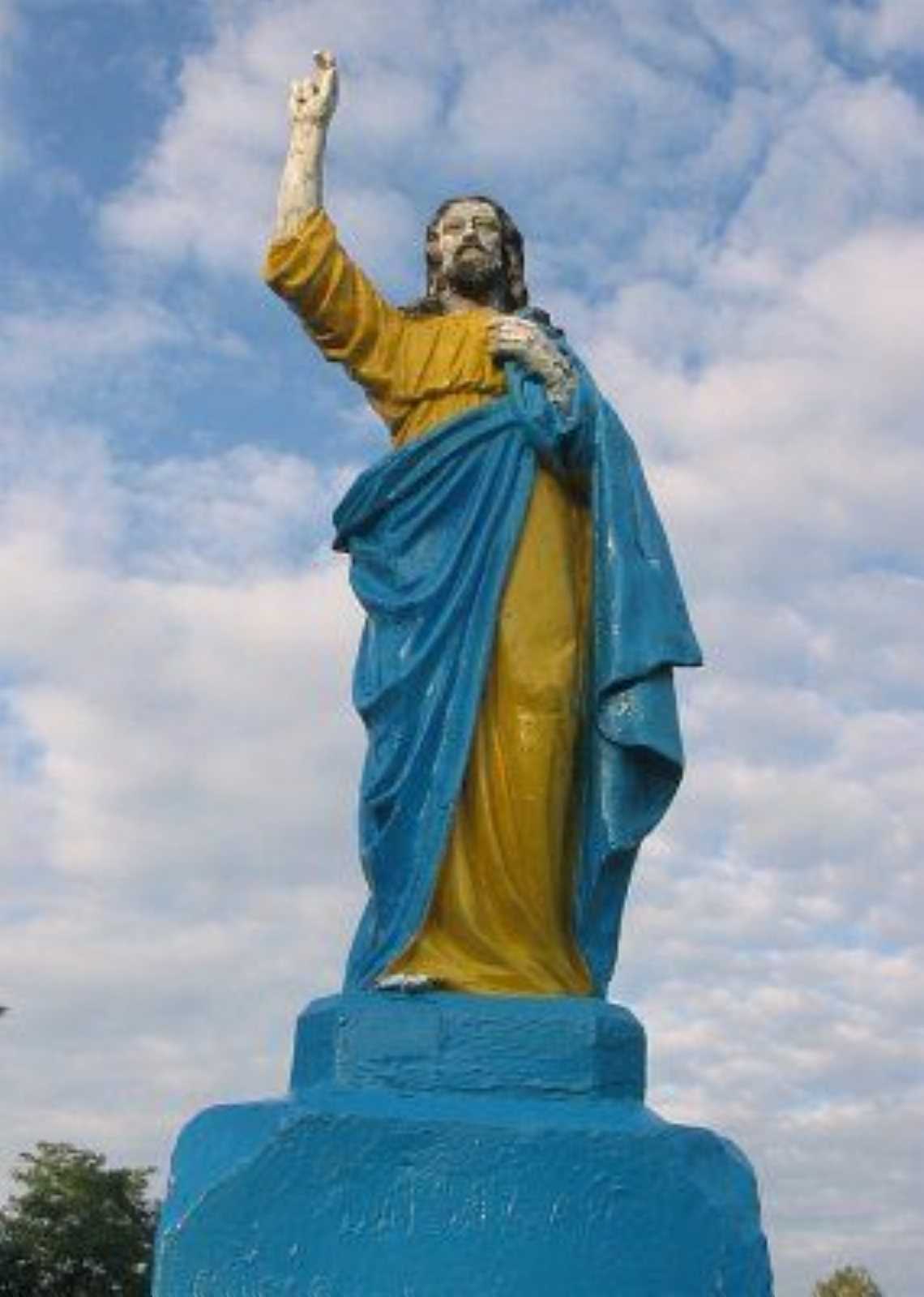 Скульптура Иисуса