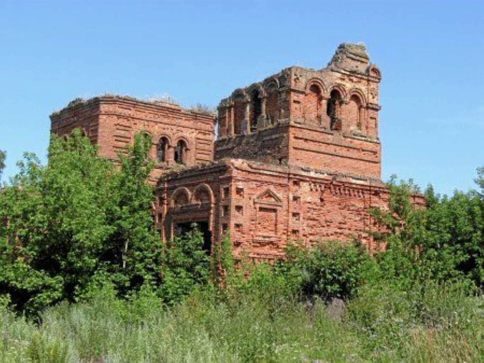 Церковь (руины)