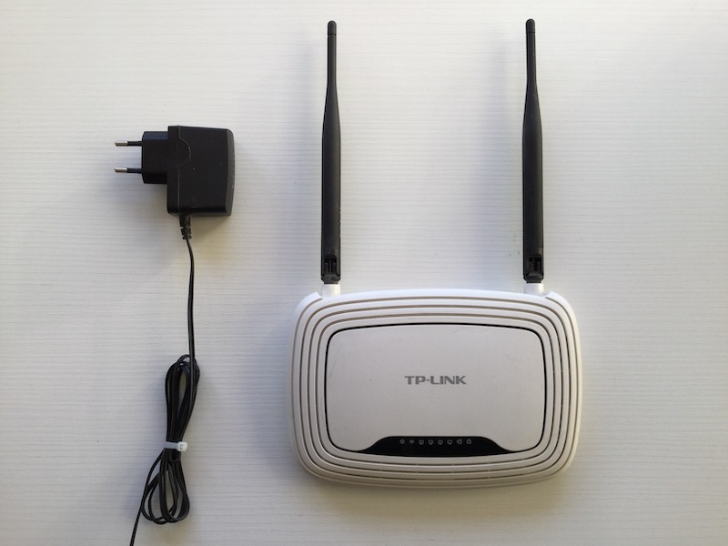 Besprovodnoy_marshrutizator_TP-LINK_TL-WR841N_1.jpeg