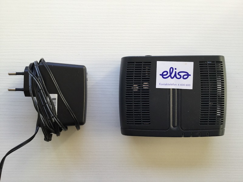 Modem_Thomson_SpeedTouch_ST516_1.jpeg