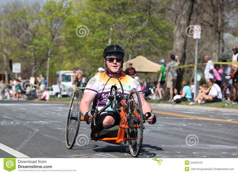 hand-cycle-racer-boston-marathon-24401270.jpg