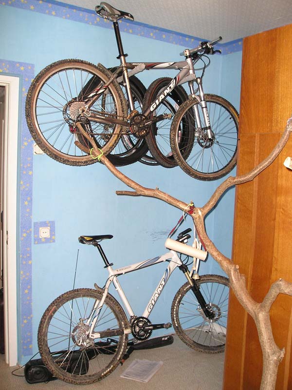 bike_hanger.jpg