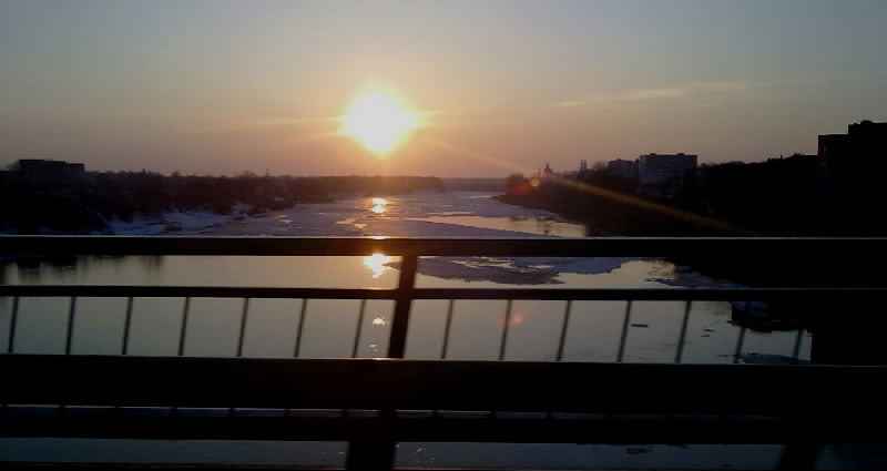 030420111386-001kh.jpg