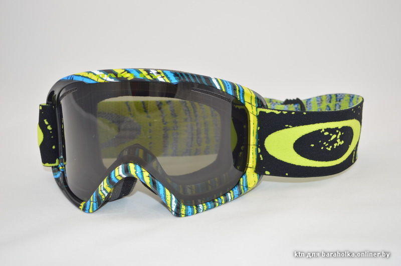 oakley1.jpeg