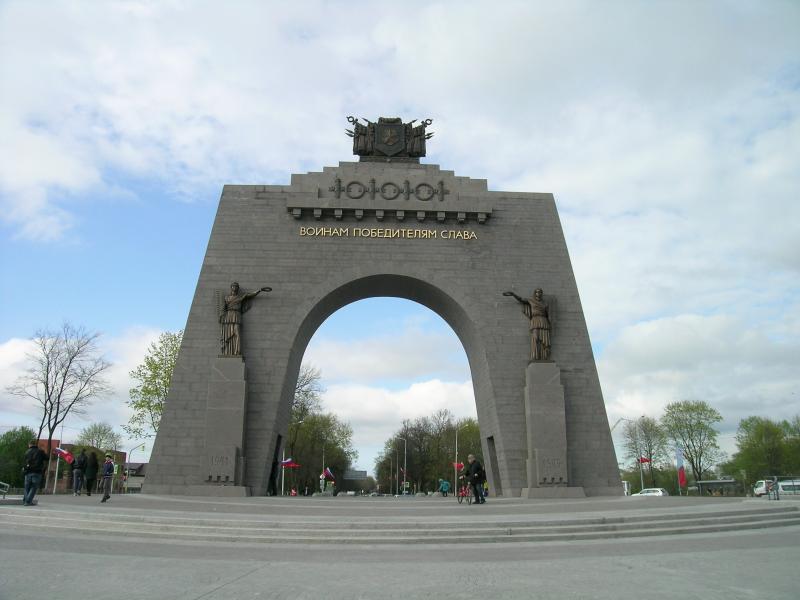 Arka_Pobedy_v_Krasnom_Sele.jpg