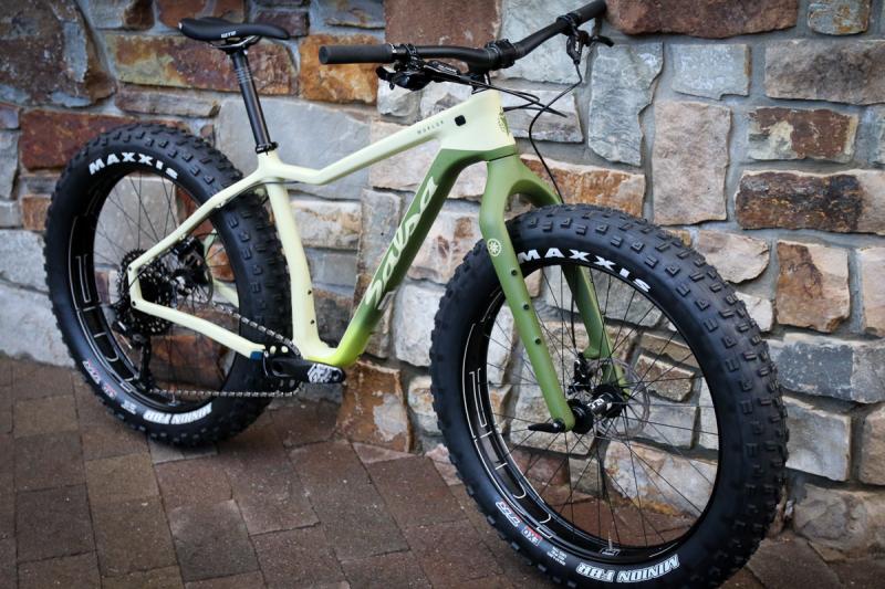 Salsa-beargrease-27.5-mukluk-26-4.8-fat-bike-2018-23.jpg