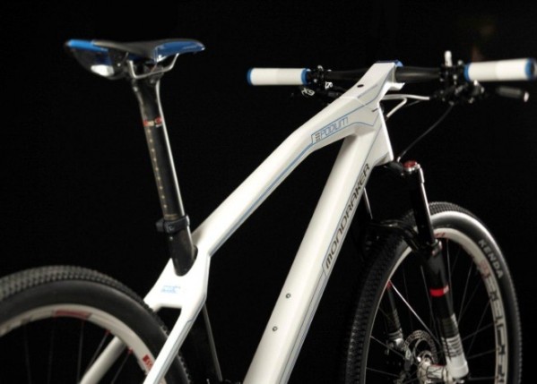 mondraker-podium-carbon-futuristic-concept-bike.jpg
