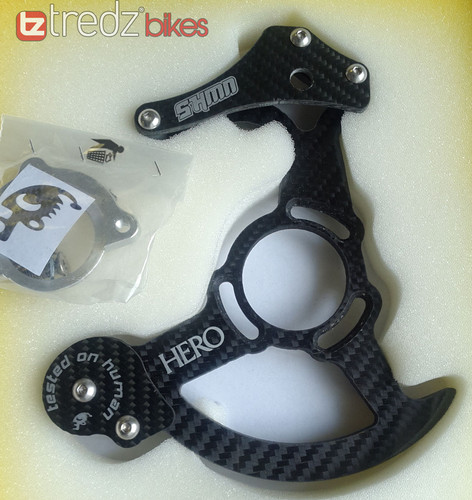 Shaman_Racing_Hero_Carbon_MTB_Single_Ring_Chain_Guide_-_ISCG_Old.JPG