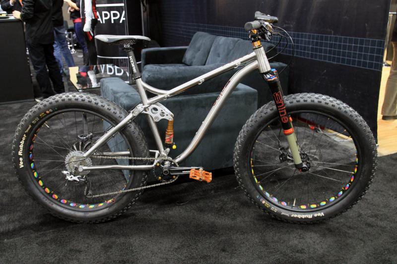 11nine-fat-bike-titanium-full-suspension-2.jpg