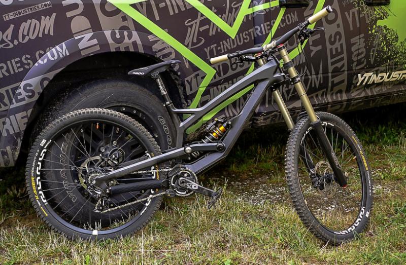 2015-yt-industries-tues-carbon-650b.jpg
