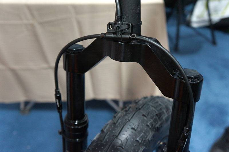 risse-racing-bachelor-double-d-fat-bike-suspension-fork-photo3.jpg