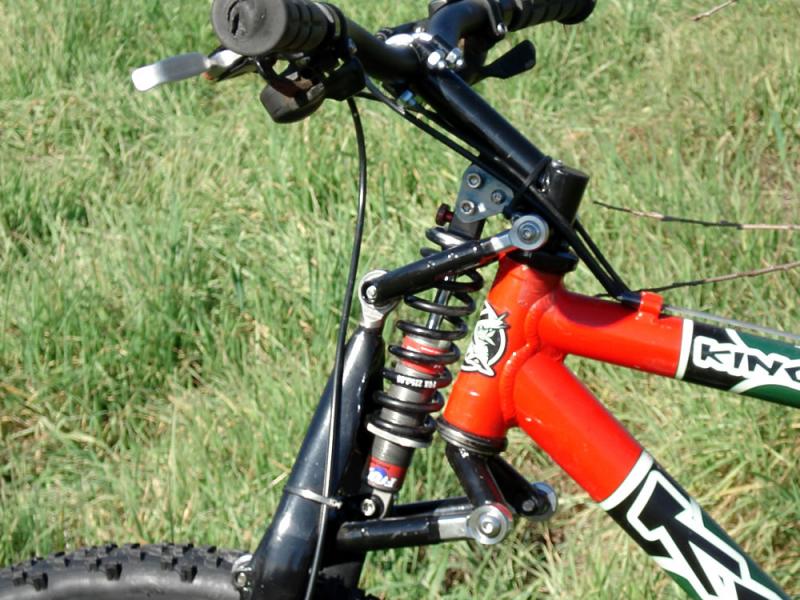 hossack-mountain-bike-close.jpg