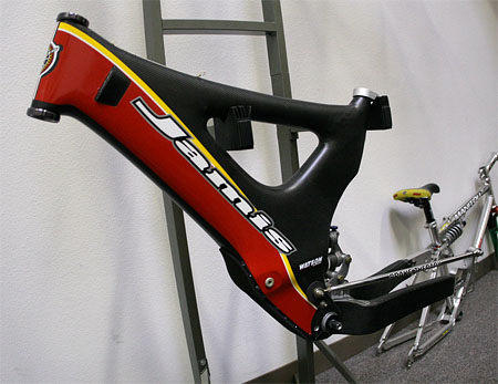 Jamis_Diablo_Carbon_frame_--ph1.jpg